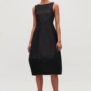 NWT COS Cotton-Silk Cocoon Dress Black Size 4